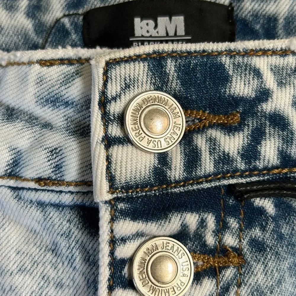 l&M Cut Off Lightwash Denim Shorts Large New - Picture 4 of 12
